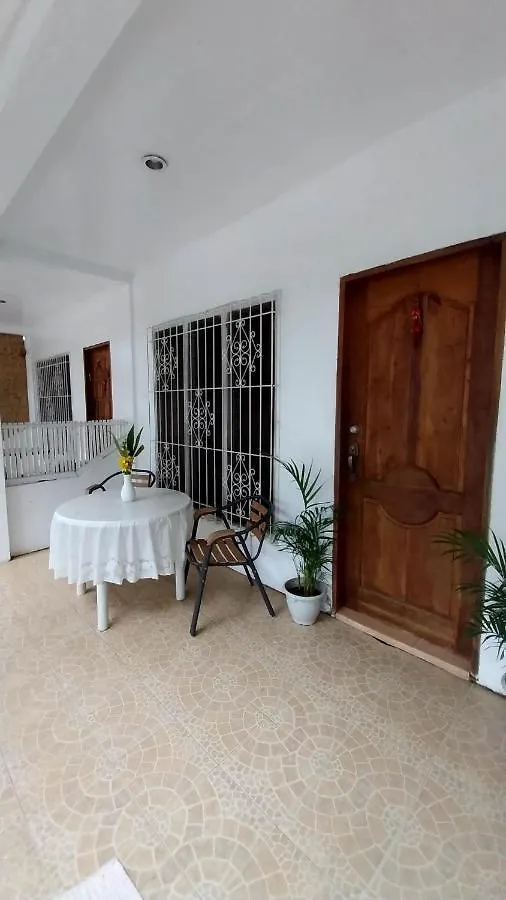 Apartment Budget Accom Panglao For Family ,Groups, And Friends